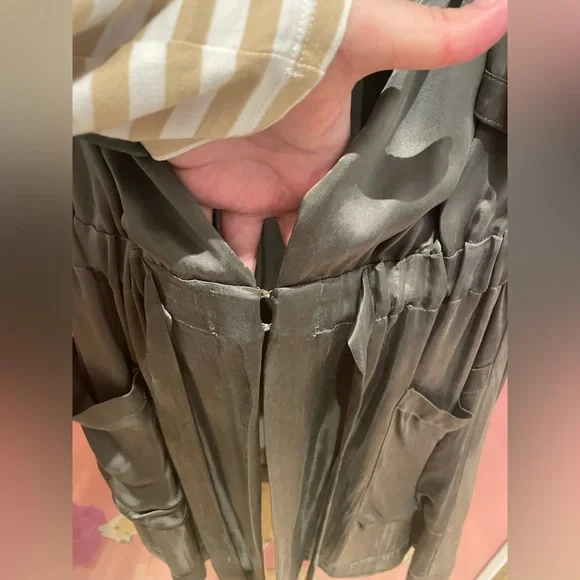 BeBe silky vest/dress/trench - Picture 5 of 15